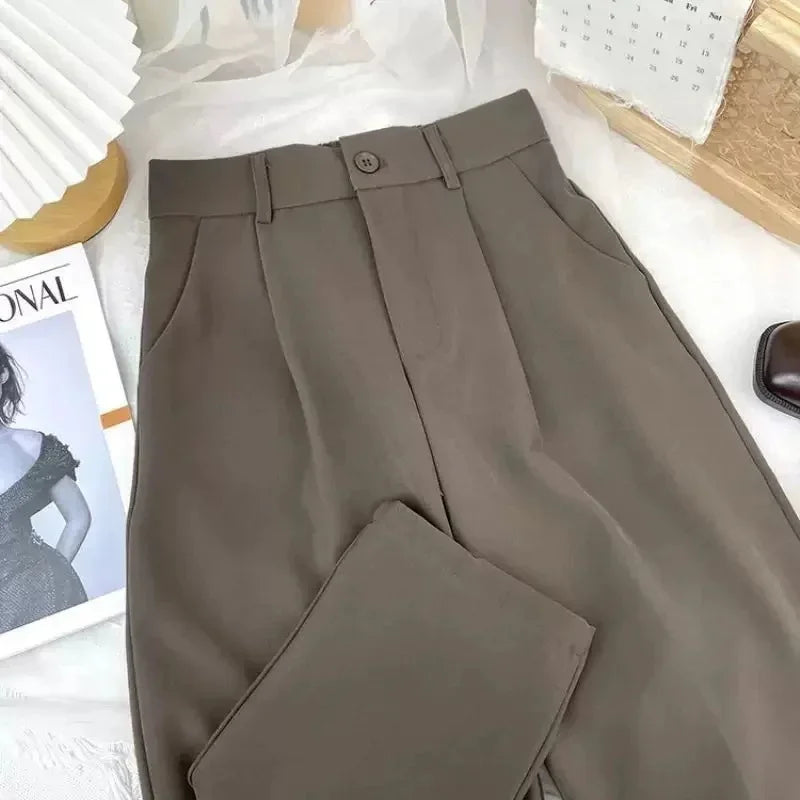 Calça Naomi™ em Viscose Premium com Toque de Modal / Porque Você Merece Conforto com Estilo Refinado!