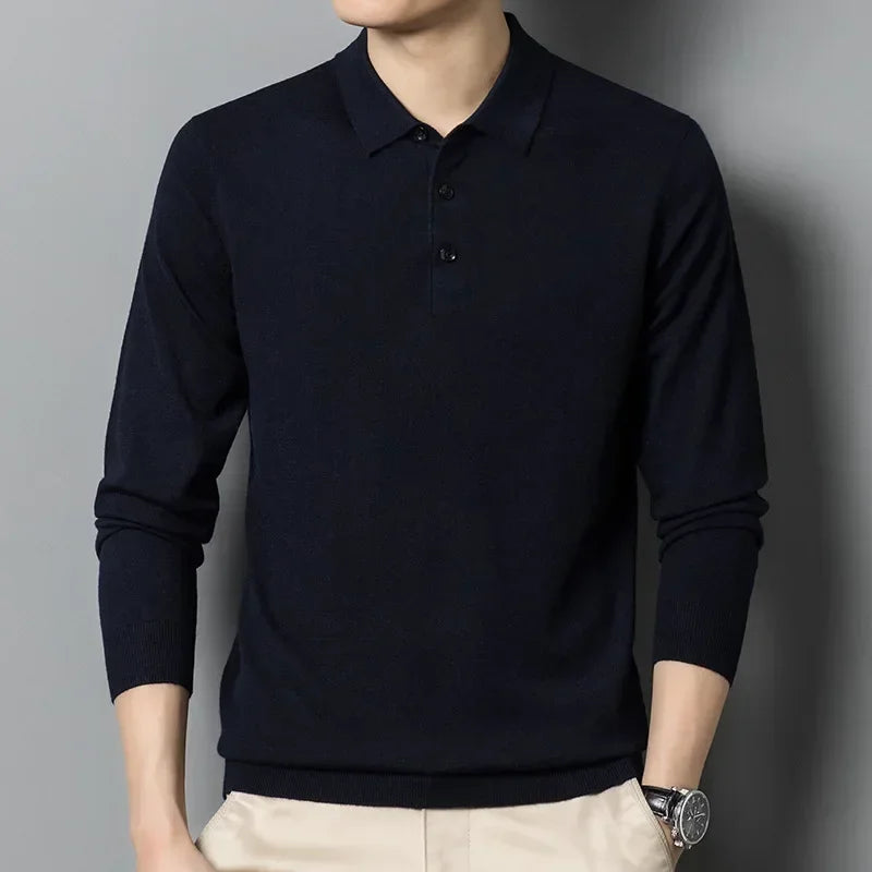 Polo Arthur™ em Malha Nobre com Botões Elegantes / Um Ícone Casual com Toque de Sofisticação