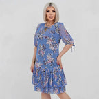 Vestido Évelyne™ com Estampa Floral Delicada e Mangas 3/4
