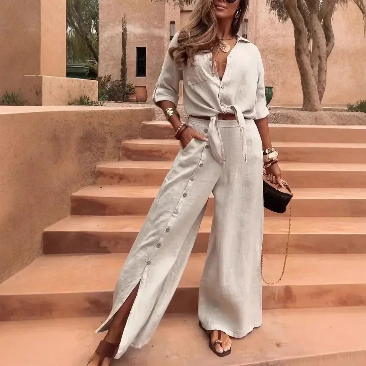 Conjunto Casablanca™ em Linho de Algodão com Botões Laterais / Sofisticação para Dias de Sol e Liberdade!