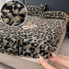 Conjunto de Cama Marruá™ com Toque Aveludado e Textura Ultra Macia /  Dormir Bem e Quentinho Nunca Foi Tão Gostoso!