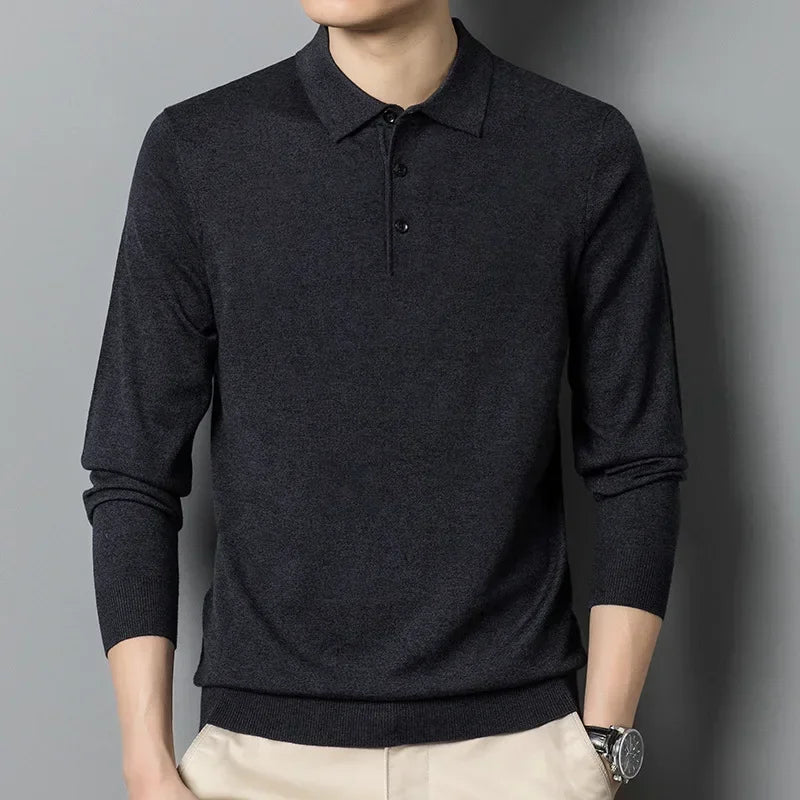 Polo Arthur™ em Malha Nobre com Botões Elegantes / Um Ícone Casual com Toque de Sofisticação
