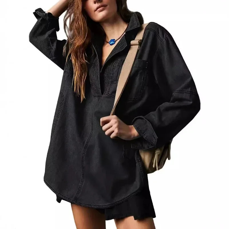 Blusa Jeans Riverland™ Oversized com Gola Aberta e Costuras Marcadas / Para Quem Valoriza Conforto e Autenticidade!
