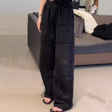 Calça Floralis™ em Renda Laise de Algodão / Elegância Fresca e Exclusiva em Cada Detalhe!
