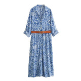 Vestido Capri Mediterrâneo™ com Estampa Exclusiva e Cinto Marrom / Um Charme Europeu com Toque Brasileiro!