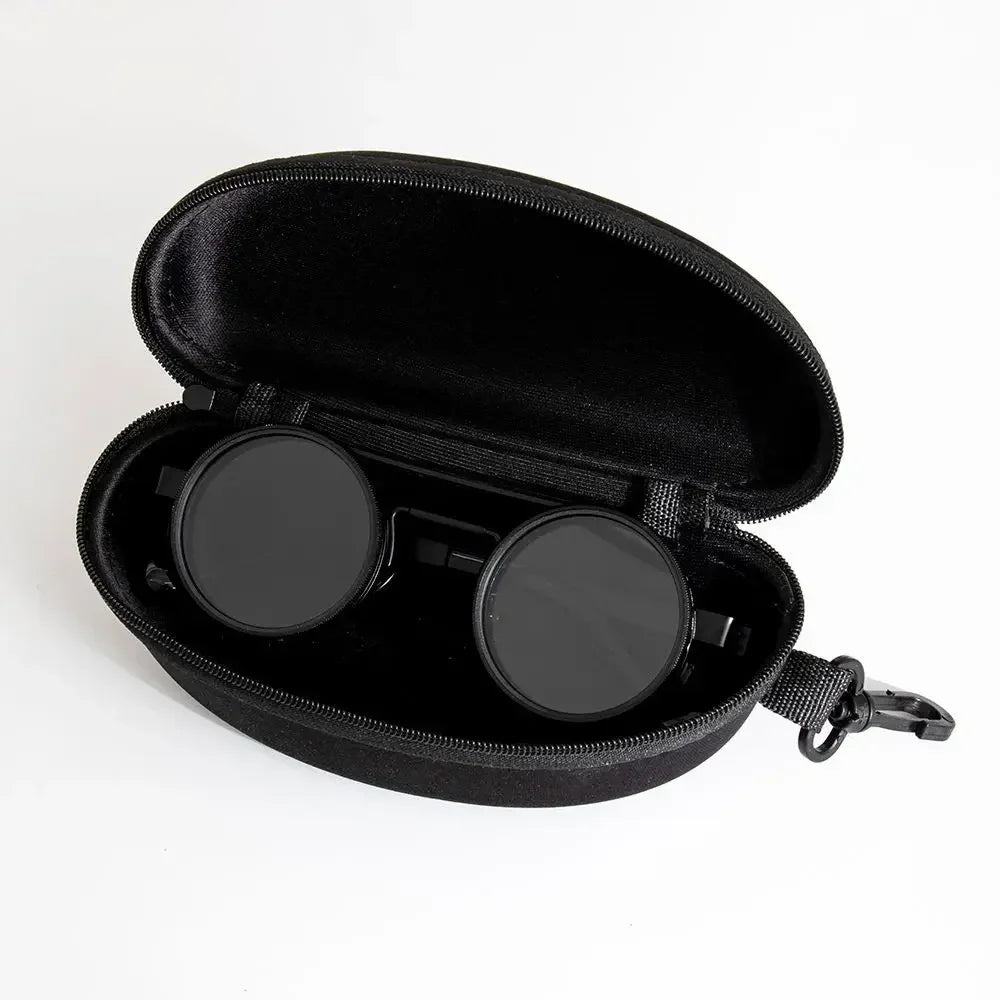 [Compre 1  e Leve 2] Óculos de Sol Eclipse™ com Regulagem de Luminosidade e Design Retrô / Visual Único e Proteção Total em Qualquer Ambiente!
