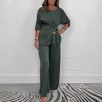 Conjunto Damaris™ em Malha Premium com Blusa de Amarração Frontal e Calça Fluida / A Peça-Curinga do Guarda-Roupa Moderno!