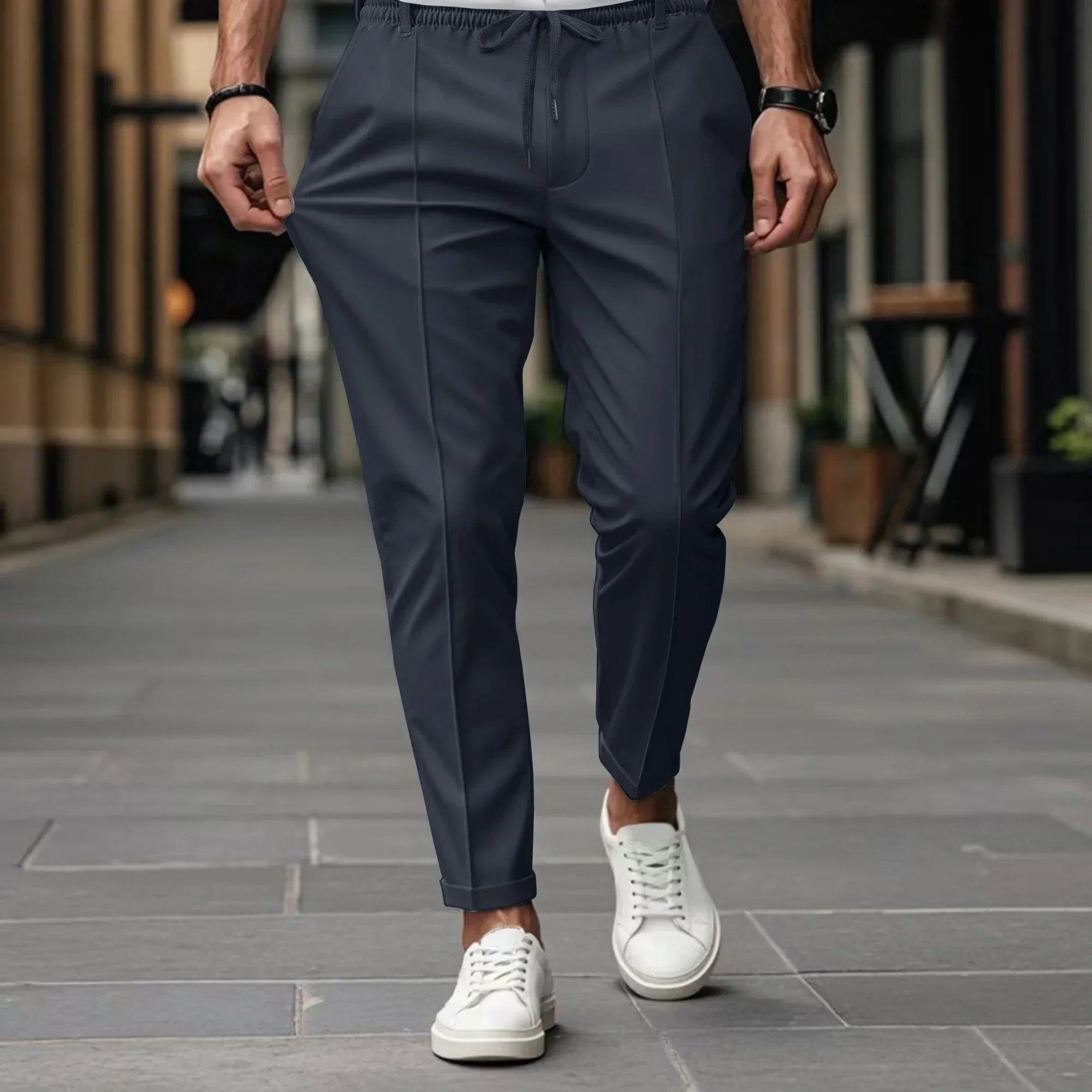 Calça Valerius™ Em Alfaiataria com Modelagem Confort / Minimalismo de Alto Padrão!
