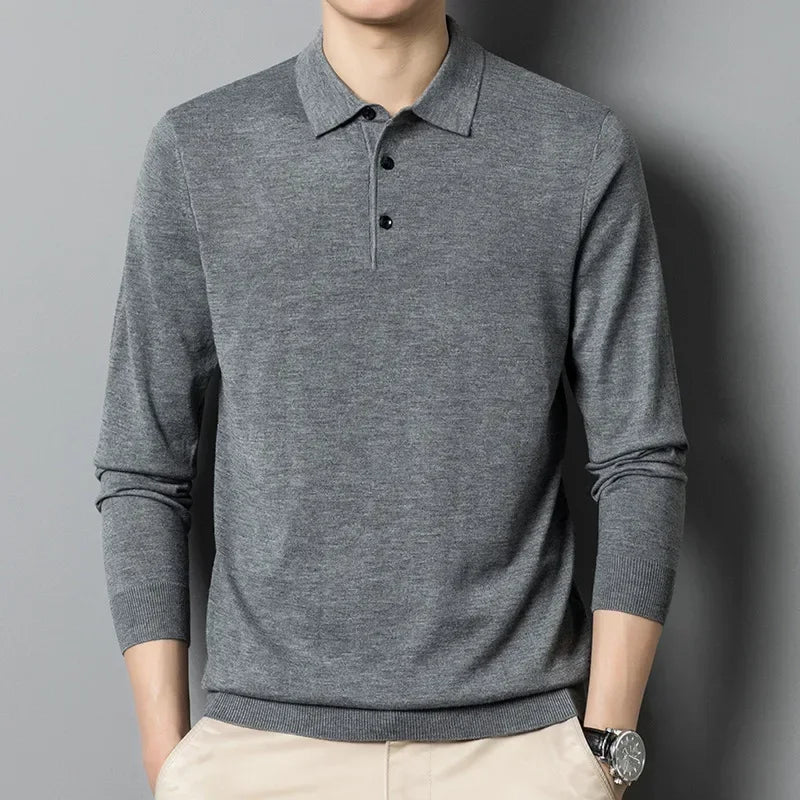 Polo Arthur™ em Malha Nobre com Botões Elegantes / Um Ícone Casual com Toque de Sofisticação
