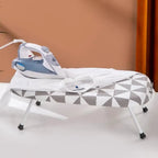 Mini Tábua de Passar Dobrável Modern Lar™ / Praticidade e Compactação para Espaços Pequenos!