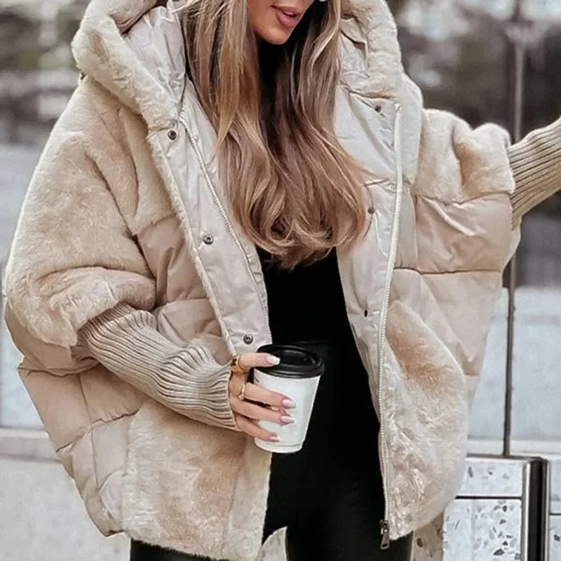 Casaco Berlin™ com Puffer Premium e Acabamento Peluciado /  Aconchego Sofisticado Para Mulheres de Presença!