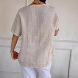 Blusa Amora™ em Algodão Leve com Botões Laterais / Toque Natural, Caimento Solto e Estilo Sem Esforço!