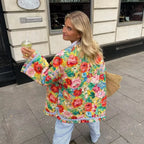 Casaco Amsterdam™ com estampado floral premium e textura acolchoada / A peça indispensável para um estilo descontraído!
