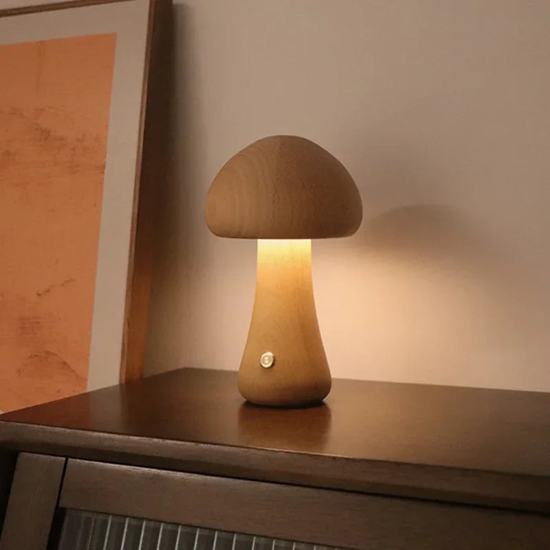 Luminária Cogumelo Modern Lar™ em Madeira Natural / Luz Aconchegante e Estilo Sofisticado para Seu Ambiente!
