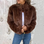 Casaco Bomber Winter Bloom™  em Pelúcia Premium Felpuda / O Toque de Glamour que Seu Inverno Merece!
