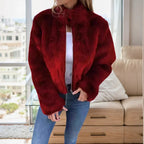 Casaco Bomber Winter Bloom™  em Pelúcia Premium Felpuda / O Toque de Glamour que Seu Inverno Merece!
