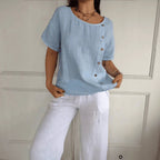 Blusa Amora™ em Algodão Leve com Botões Laterais / Toque Natural, Caimento Solto e Estilo Sem Esforço!