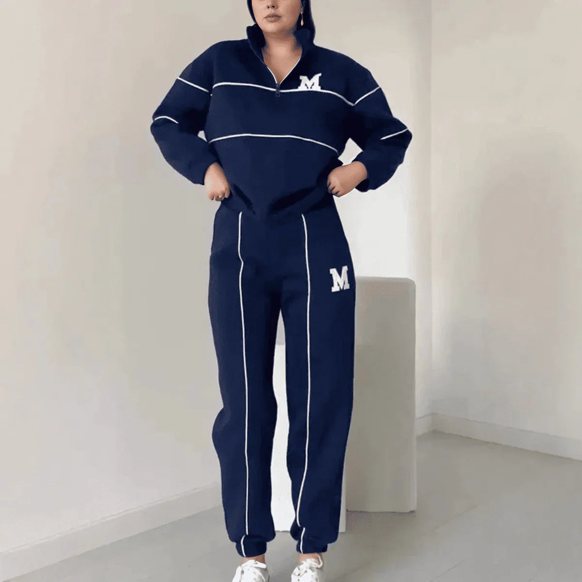 Conjunto Erin™ em Moletinho Ultra Macio e Modelagem Confort / Elegância Minimalista para Seus Dias Mais Tranquilos!