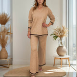 Conjunto Boston™ em Malha de Moletinho Soft com Detalhes Contrastantes / Conforto e Estilo que Se Encontram no Look Perfeito!