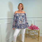 Blusa Athena™ Ombro a Ombro com Babados em Camadas e Estampa Artística / Sofisticação e Leveza em Harmonia Perfeita!