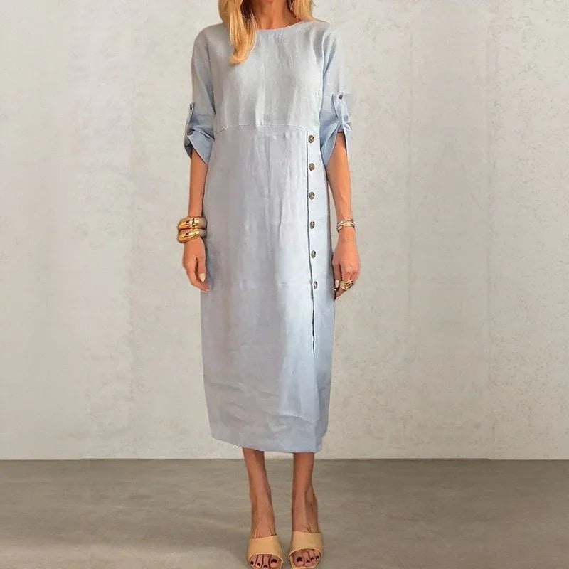Vestido Adélie™ em Linho de Algodão com Botões Laterais e Fenda Sofisticada / Movimento e Elegância na Medida Certa!