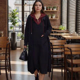 Vestido Celinne™ Estilo Moletom com Capuz e Bolsos Frontais  / Conforto Refinado para Mulheres de Estilo e Personalidade!