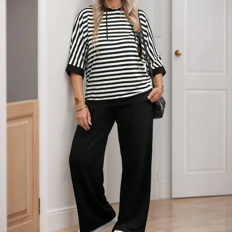 Conjunto Marine™ de Blusa Listrada e Calça Solta em Moletom com Toque Sedoso / O Look que Une Elegância, Conforto e Estilo Urbano!