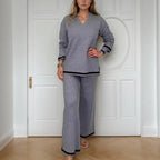 Conjunto Boston™ em Malha de Moletinho Soft com Detalhes Contrastantes / Conforto e Estilo que Se Encontram no Look Perfeito!