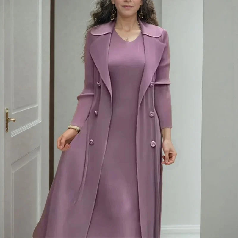 Vestido Dominique™ com Casaco Longo Chique Sobreposto / Para Mulheres Classudas que Valorizam Estilo, Praticidade e Presença!