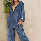Conjunto Leona Grace™ em Jeans Lavado com Estampa Oncinha / Um Visual Selvagem, Sofisticado e Fora do Comum!