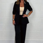 Conjunto Saint Claire™ com Listras Laterais e Blazer Alongado / A Alfaiataria que Une Elegância Estruturada e Conforto Urbano