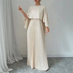 Vestido L'Opéra™ com Sobreposição Fluida e Plissado Delicado / Postura, Estilo e Refinamento em Uma Só Peça!