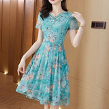 Vestido Bellevoile™ em Popelina Floral com Movimento Leve / A Delicadeza Rara que Brilha em Qualquer Estação!