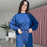 Conjunto em Moletom Hermoza™ Tecido Macio com acabamento Aveludado / Minimalismo Sofisticado para Todos os Dias!