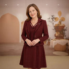 Conjunto La Vittoria™ com Blazer Estruturado e Vestido com Decote Ornamental / Presença, Estilo e Sofisticação Atemporal!