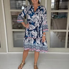 Vestido Glenda™ em Viscose Acetinada com Estampa Boho / O Encanto da Liberdade com Sofisticação!