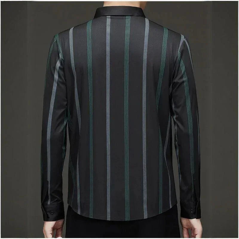 Camisa Social Velluto™ com Listras Italianas e Caimento Premium / Elegância Refinada Para o Homem Moderno!