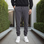 Calça Jogger Axis™ em Moletom Premium / Conforto Máximo com Visual Urbano para Sua Rotina Dinâmica!