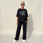 Conjunto Madame Clarice™ em Malha Confort com Detalhes em Cristais Elegantes