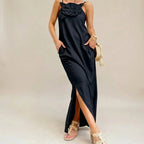 Vestido Carmela™ com Flor Artesanal e Design Elegante