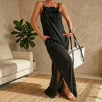Vestido Carmela™ com Flor Artesanal e Design Elegante