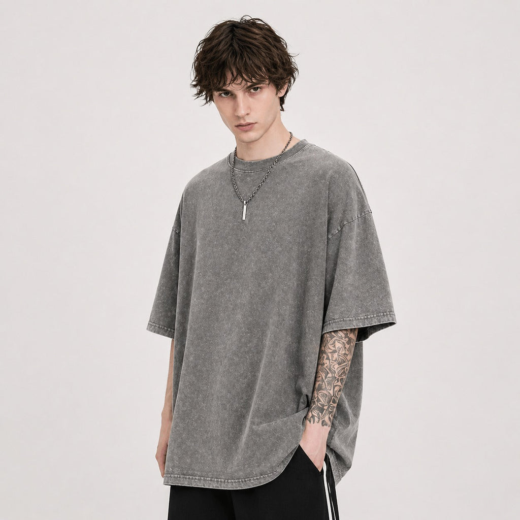 Camiseta Riven™ com Caimento Oversized e Estilo Atemporal