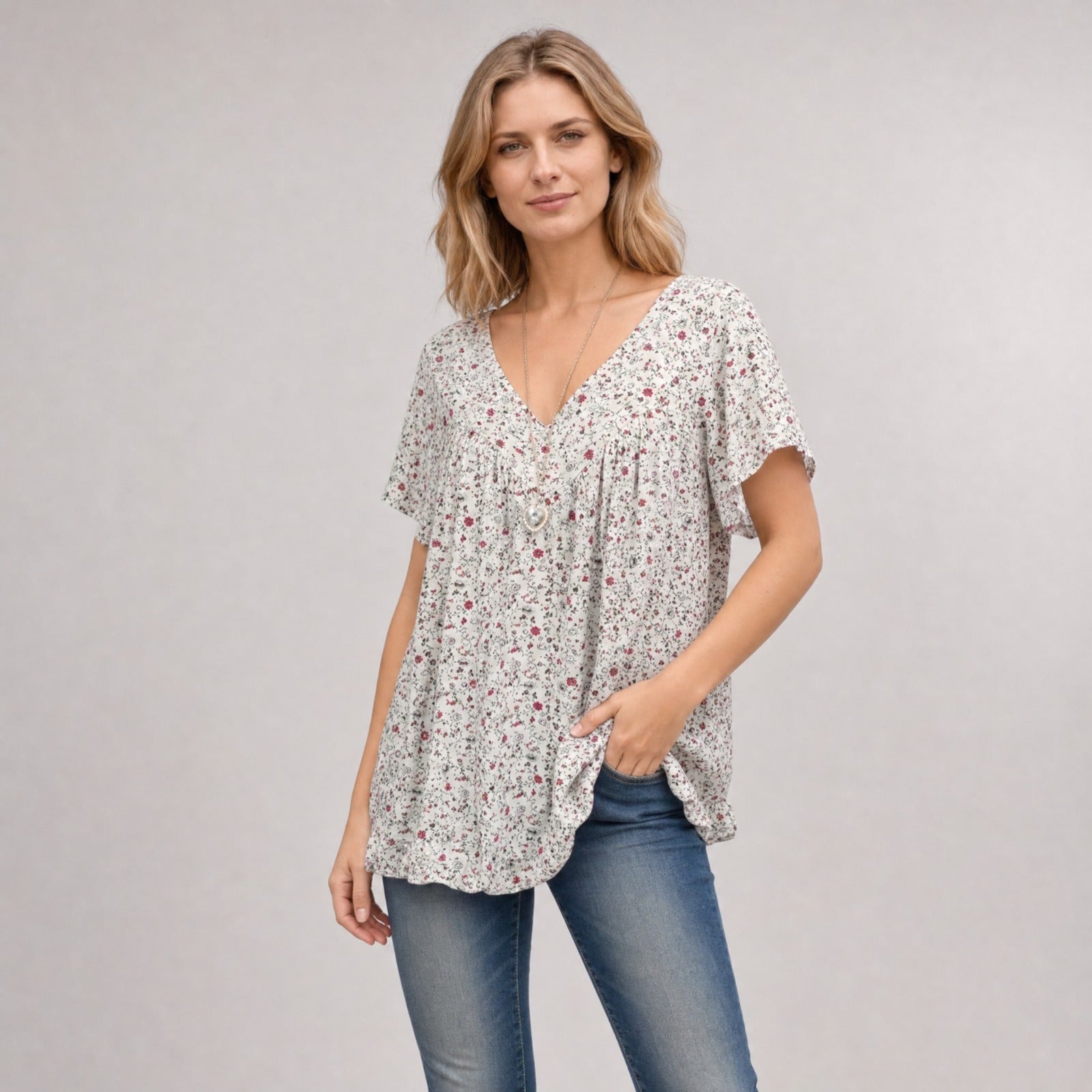 Blusa Lisboa™ em Viscose Premium com Decote em V