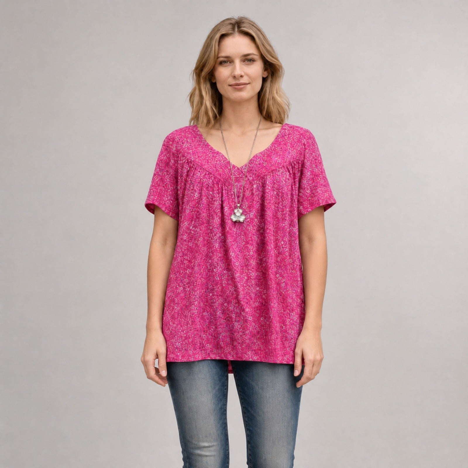 Blusa Lisboa™ em Viscose Premium com Decote em V