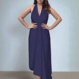 Vestido Jade™ com Decote Moderno e Caimento Impecável / Um Clássico Versátil para Todo Momento!