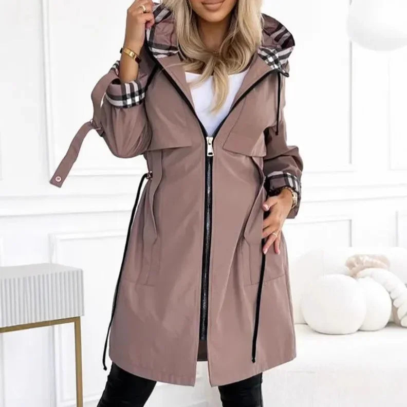 Casaco Cambridge™ com Recortes Urbanos e Detalhes Premium / Um Toque Britânico no Seu Visual de Inverno!